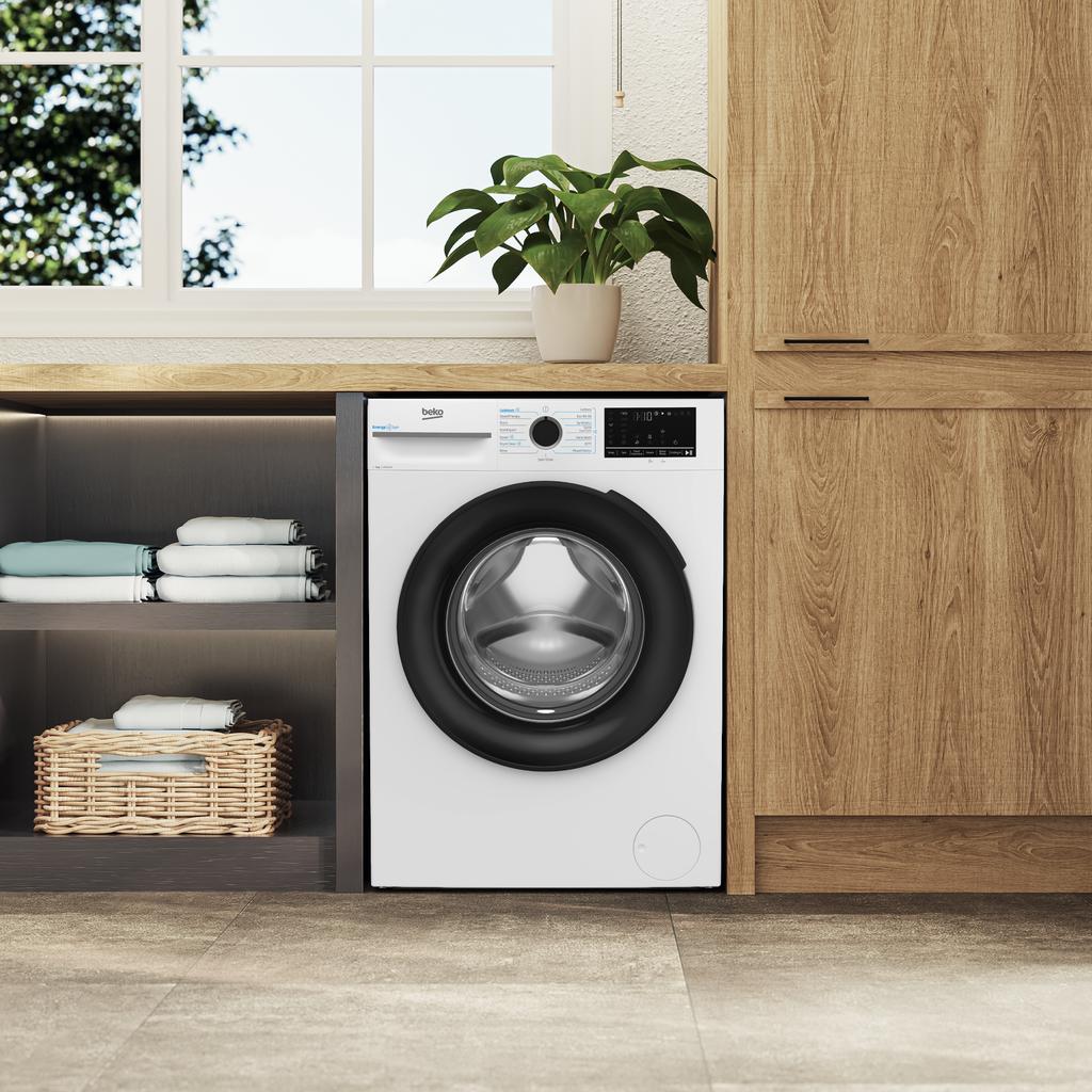 BM3WT4941IW Tackle your laundry with ease using this 9kg 1400rpm washing machine. Featuring Beko’s EnergySpin technology, this machine accelerates detergent dissolution with less heat, cutting energy consumption by up to 35% on everyday wash programmes. Rated A for energy efficiency, this model includes Beko’s IronFast and SteamCure technologies to reduce wrinkles in your clothes. Plus, the SteamTherapy programme refreshes garments in 17 minutes, without the need for a full wash cycle. 