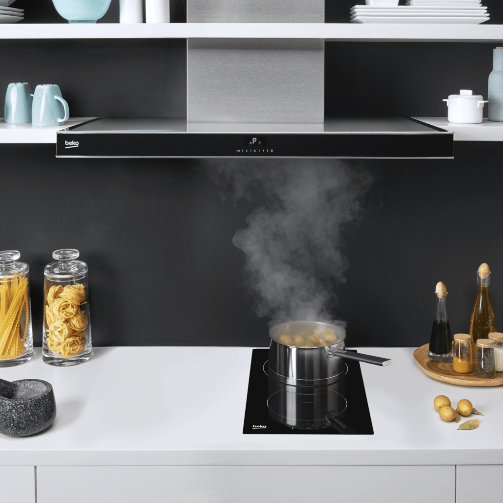 HDMI32401DT Ideal for compact kitchens, this 30cm Induction Hob boasts a touch control display and nine adjustable power levels, offering ultimate cooking flexibility. Using induction hob technology, it efficiently heats the pan for fast and energy-efficient cooking. Plus, for enhanced safety, the hob includes a child lock and heat indicators that display a visible 'H' to warn you if the hob has not cooled down adequately.